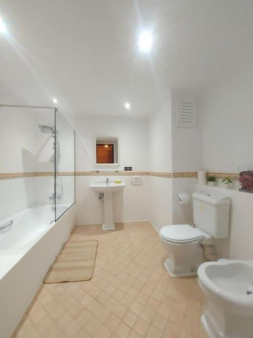 Spacieux 4 Ch, Family Only, 2 Min De La Plage Tangier Bagian luar foto