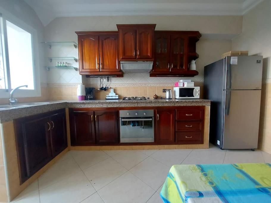 Spacieux 4 Ch, Family Only, 2 Min De La Plage Tangier Bagian luar foto