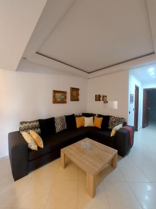 Spacieux 4 Ch, Family Only, 2 Min De La Plage Tangier Bagian luar foto